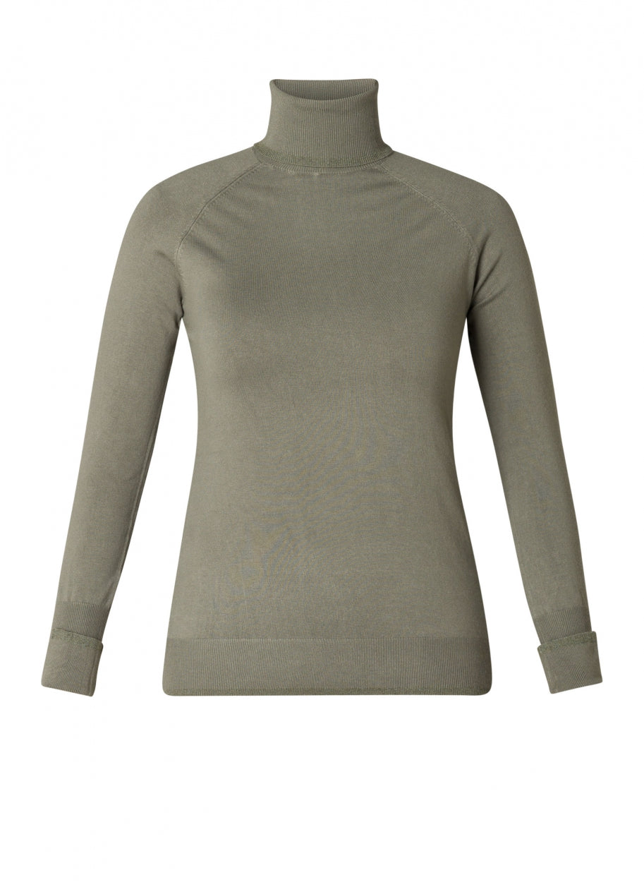 Yest Essential Lightweight Knit Turtlenecks