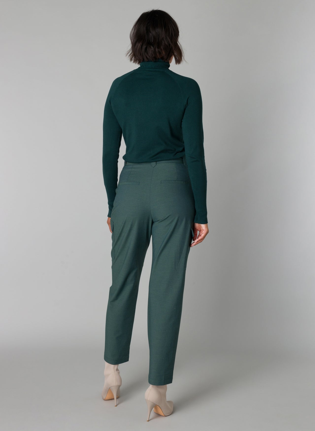 Yest Essential Lightweight Knit Turtlenecks
