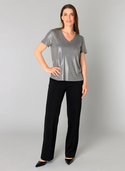 V neck Genelia Essential 2 colours