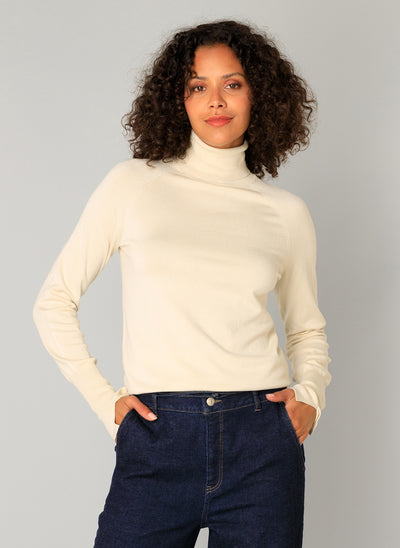 Yest Essential Lightweight Knit Turtlenecks