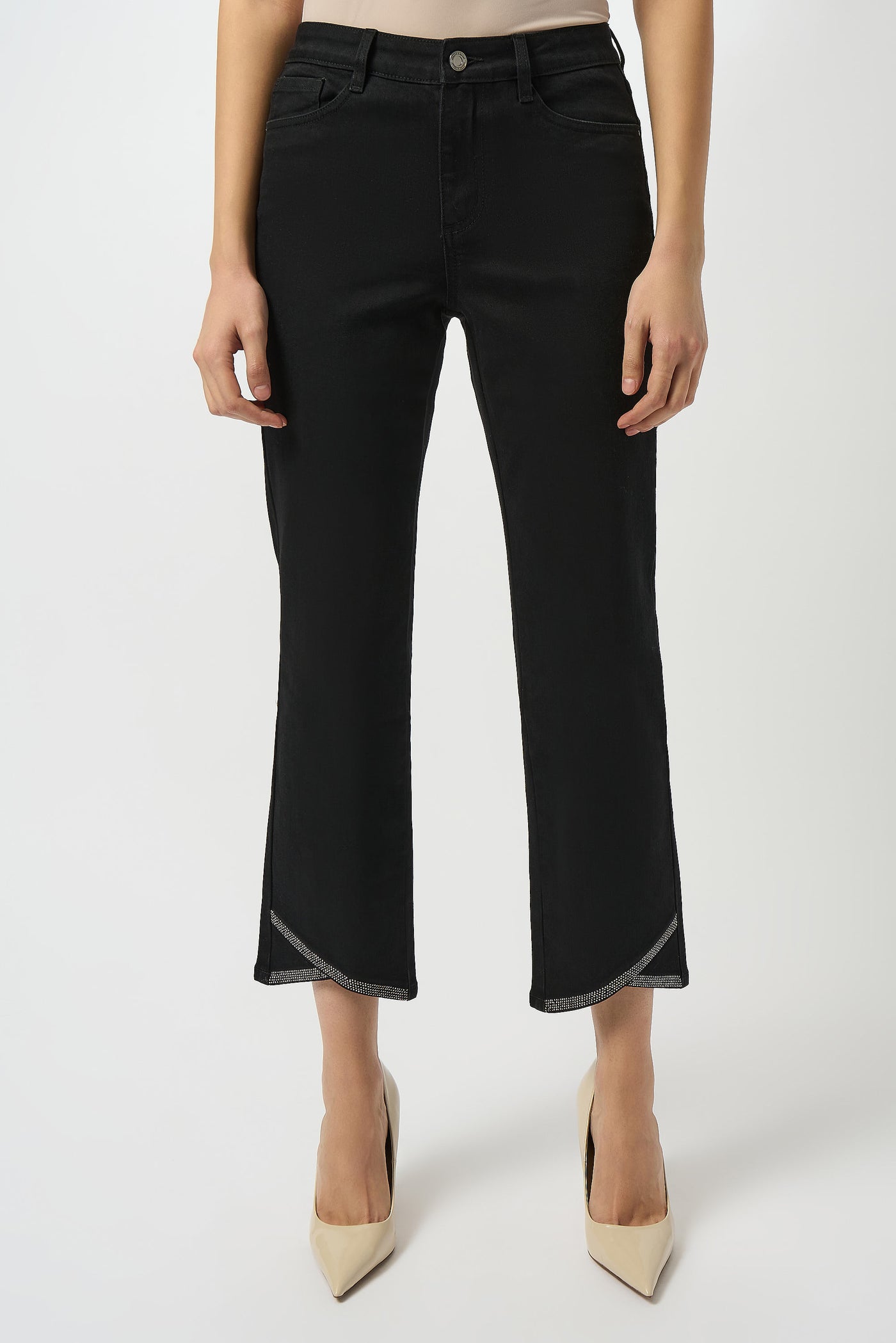 Classic straight leg stretch denim  jean with sparkly  Full length