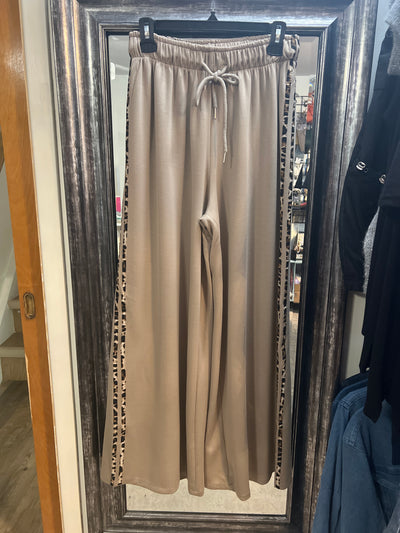 Wide Leg Pants with Leopard Trim