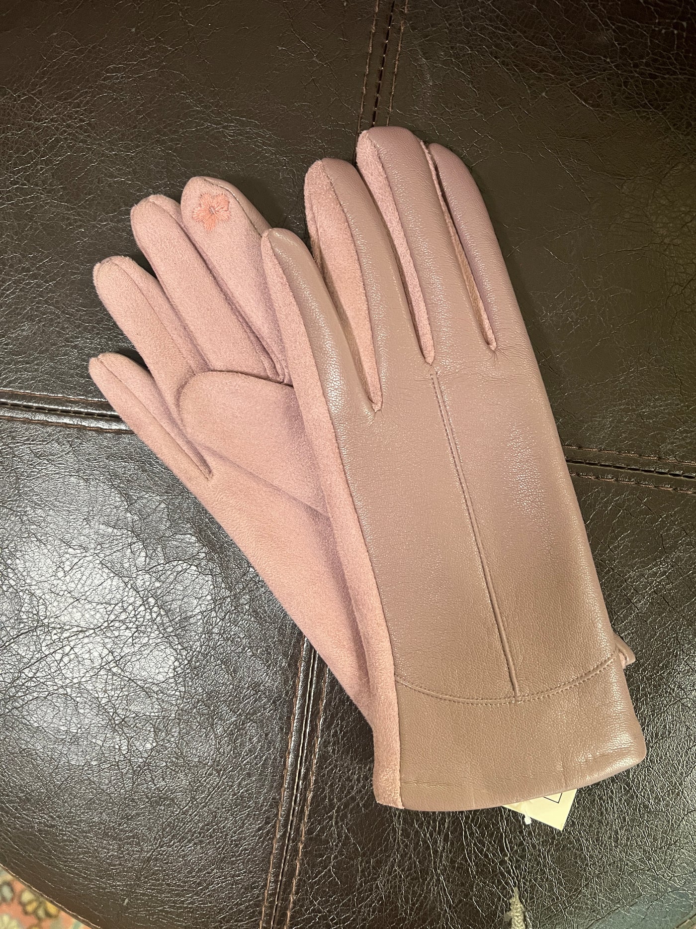 Classic Chic Gloves