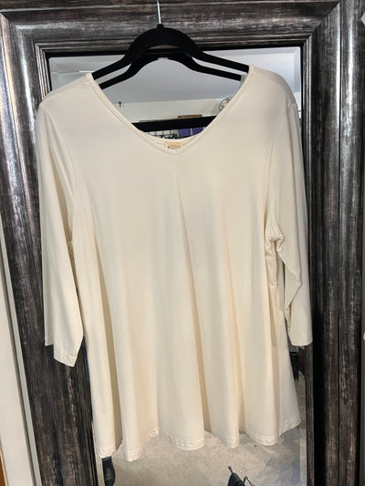 Bamboo reversible 3/4 sleeve tops 2 colours