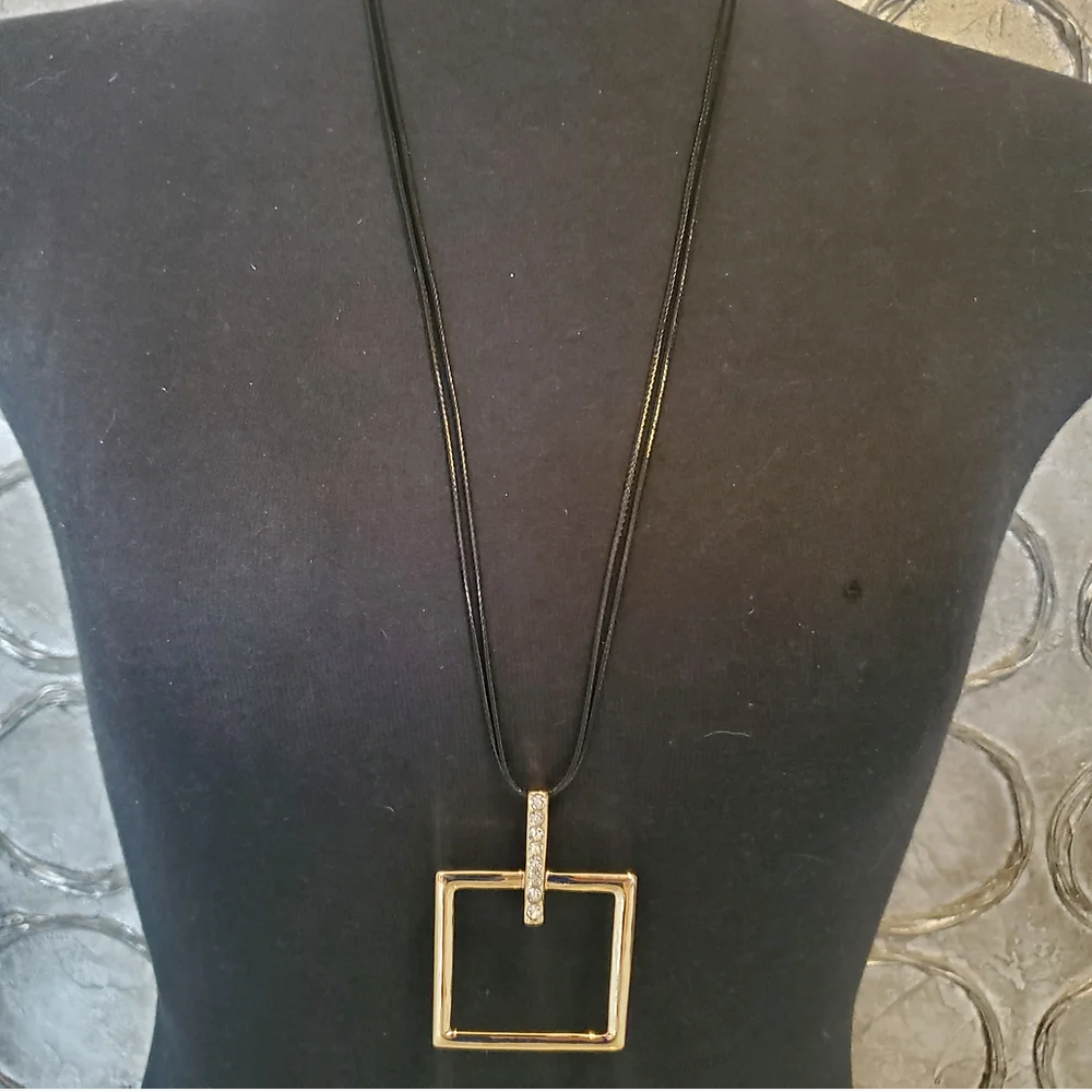 Square with Bling long necklace set