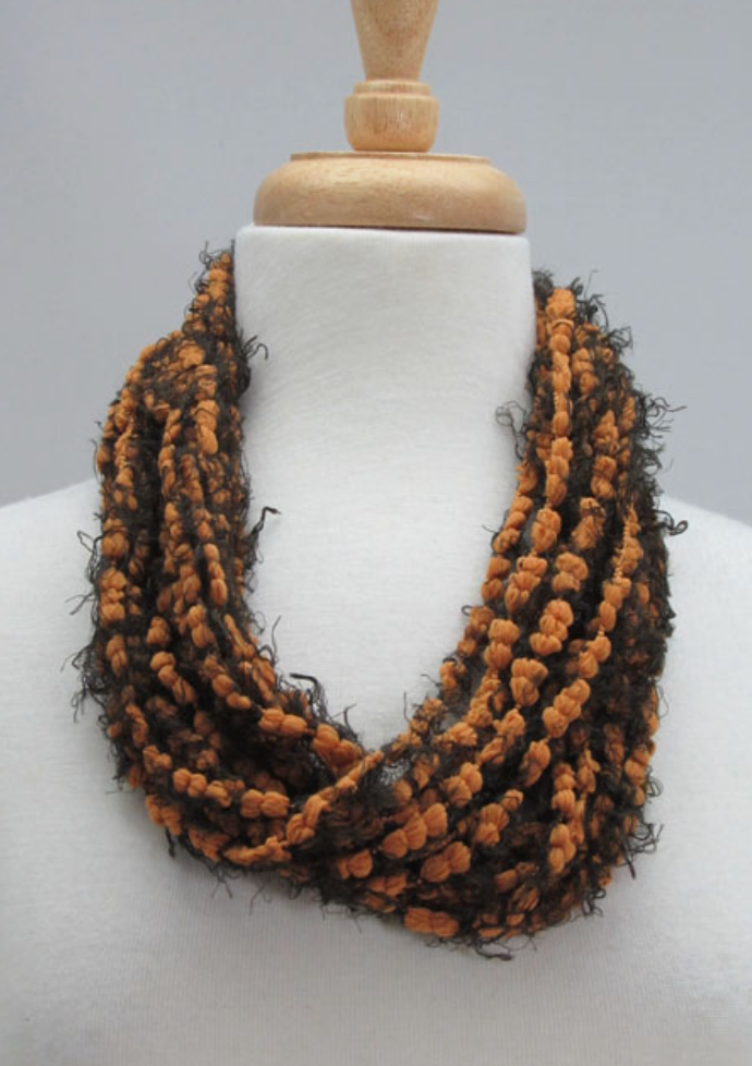 Magnetic Scarf Popcorn String 3 colours