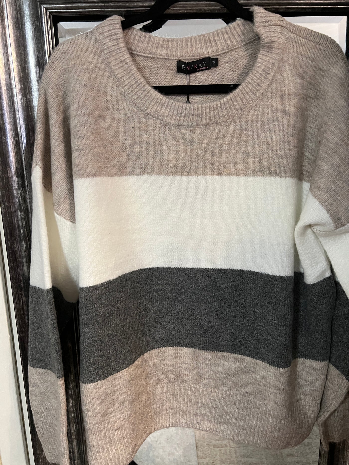 Colourblock crew neck sweater