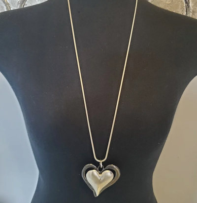 Heart Long necklace and matching earings